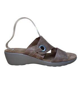 Easy Spirit Women’s Brown Cushioned Footbed Kaitrin Wedge Sandals Size 10M
